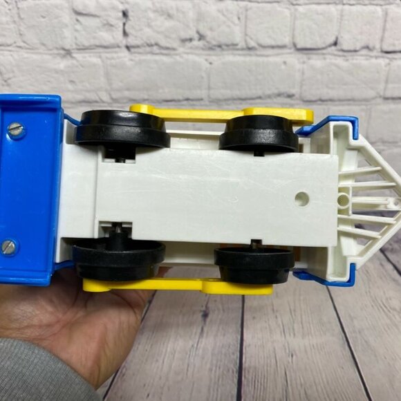 Vintage 1986 Fisher Price Toy Train Engine Only Made in USA Model 2581 Good - Picture 9 of 10